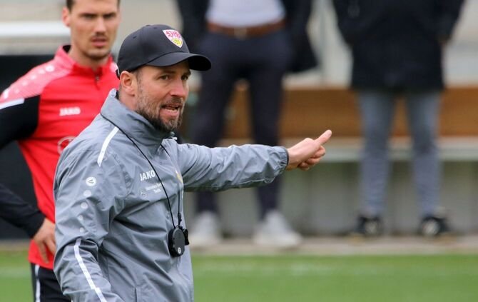 Sebastian Hoeneß Frau: Das Privatleben des Fußballtrainers im Hintergrund des Erfolgs Sebastian Hoeneß Frau