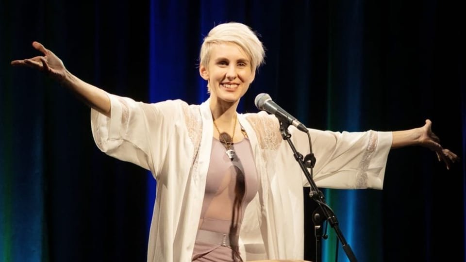 Lisa Eckhart Lebensgefährte Was über ihr Privatleben bekannt ist